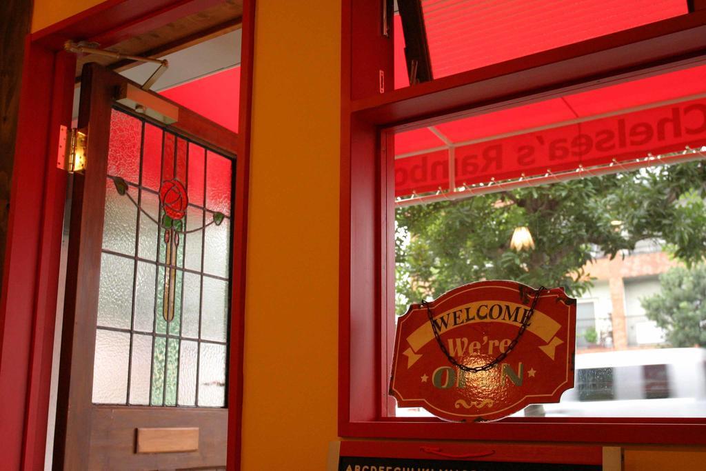 Yadocafe Chelsea'S Rainbow B&B โอซาก้า ภายนอก รูปภาพ