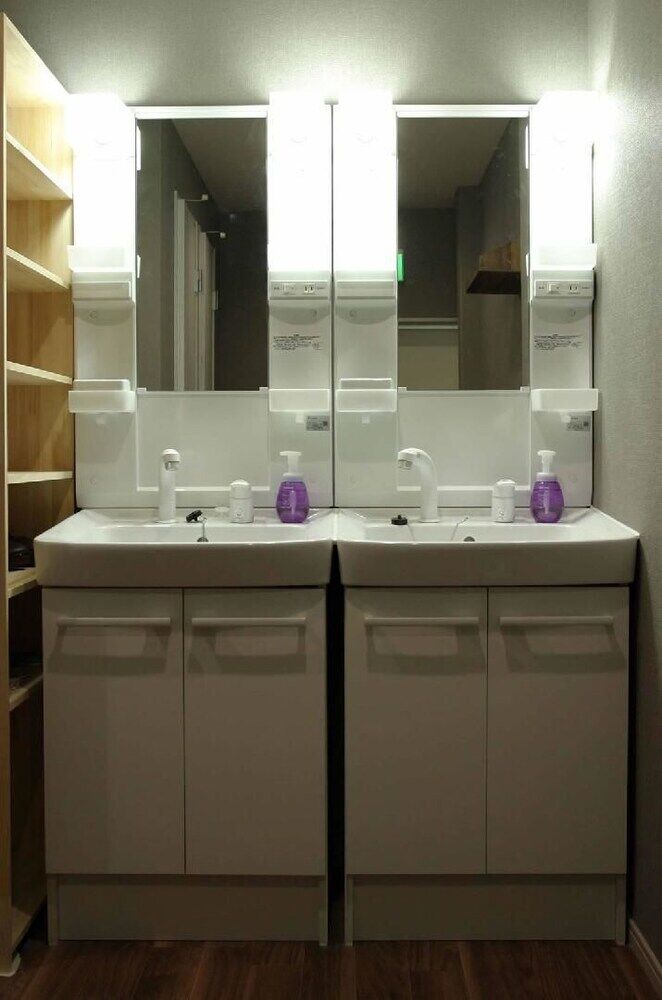 Yadocafe Chelsea'S Rainbow B&B โอซาก้า ภายนอก รูปภาพ